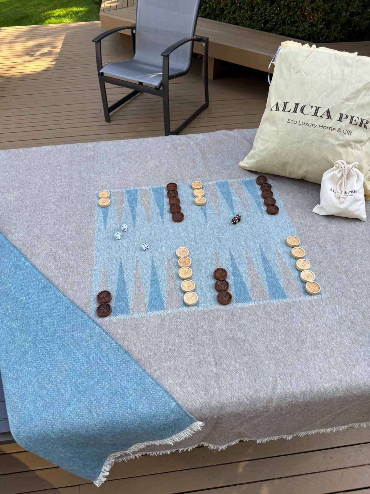Blanket Backgammon