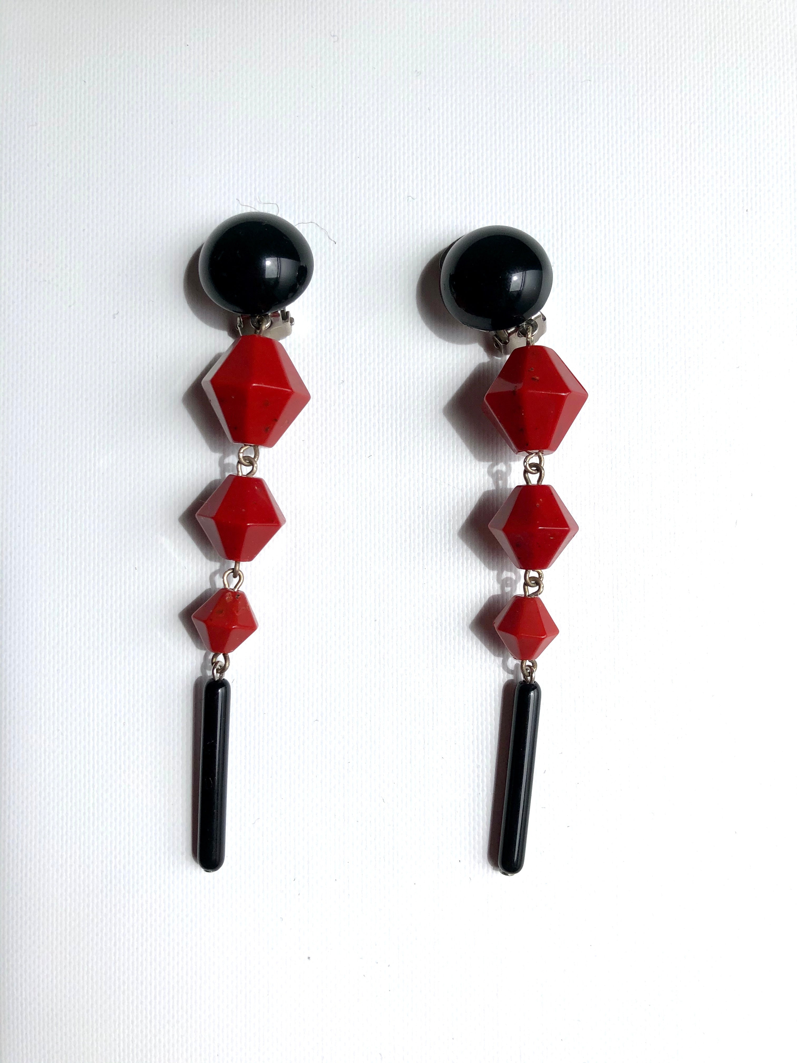 Angela Caputi Resin Drop Clip Earrings - Alicia Peru