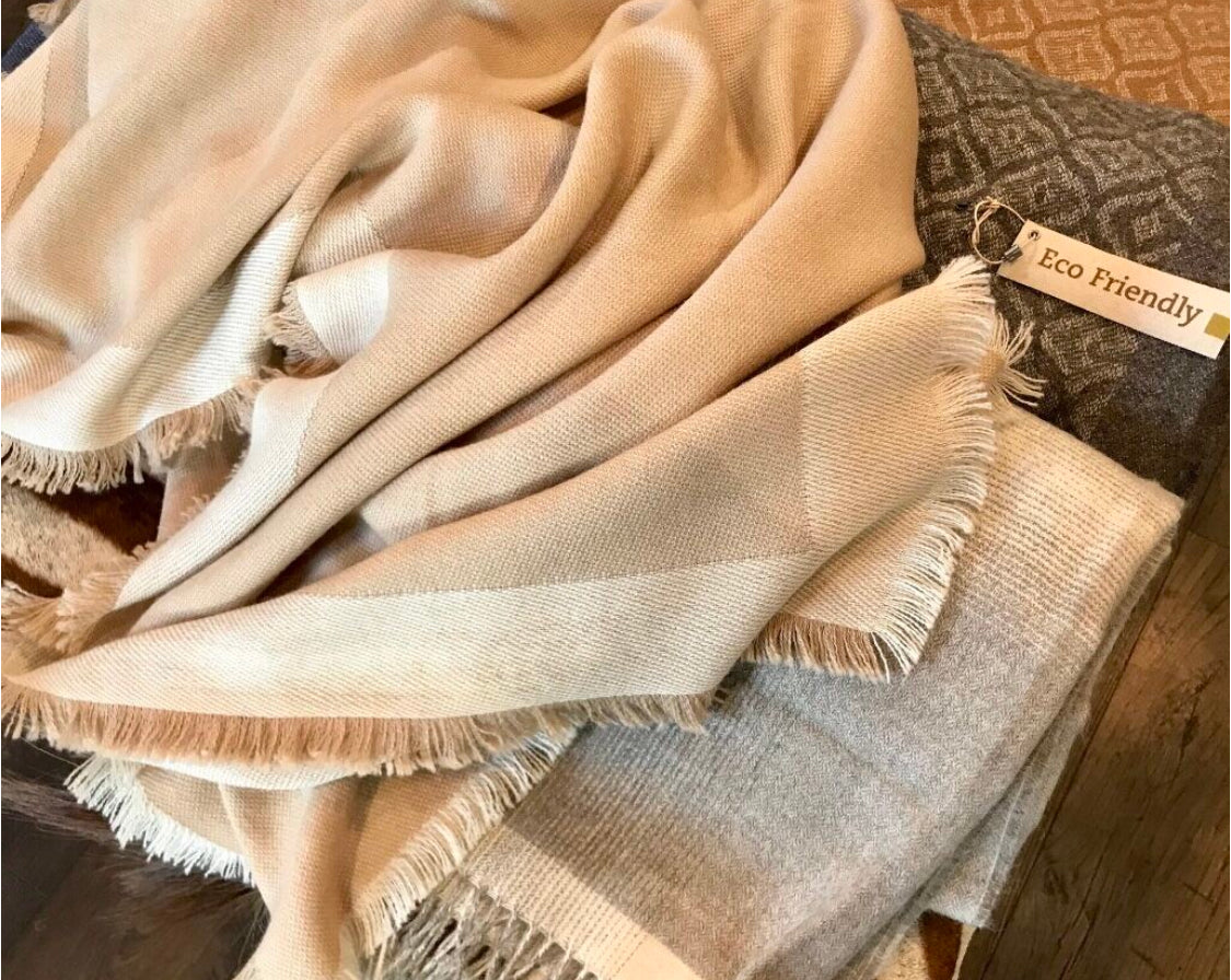 Eyelash Baby Alpaca Room Throw